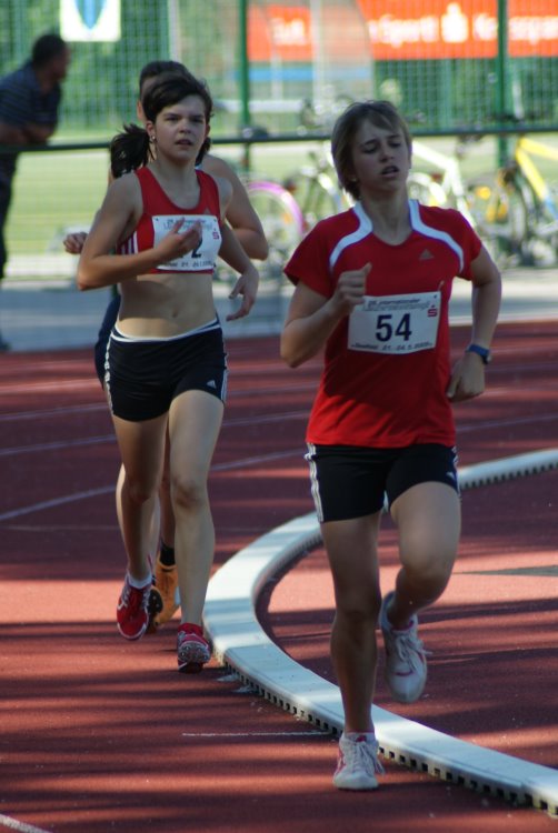 2009/241000mF/12W3297.jpg